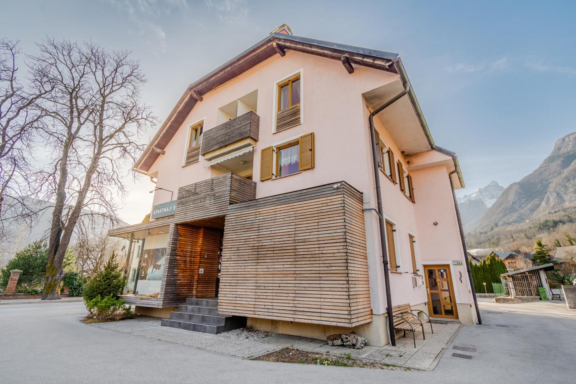 Skok With Rafting And Free Parking Guest house