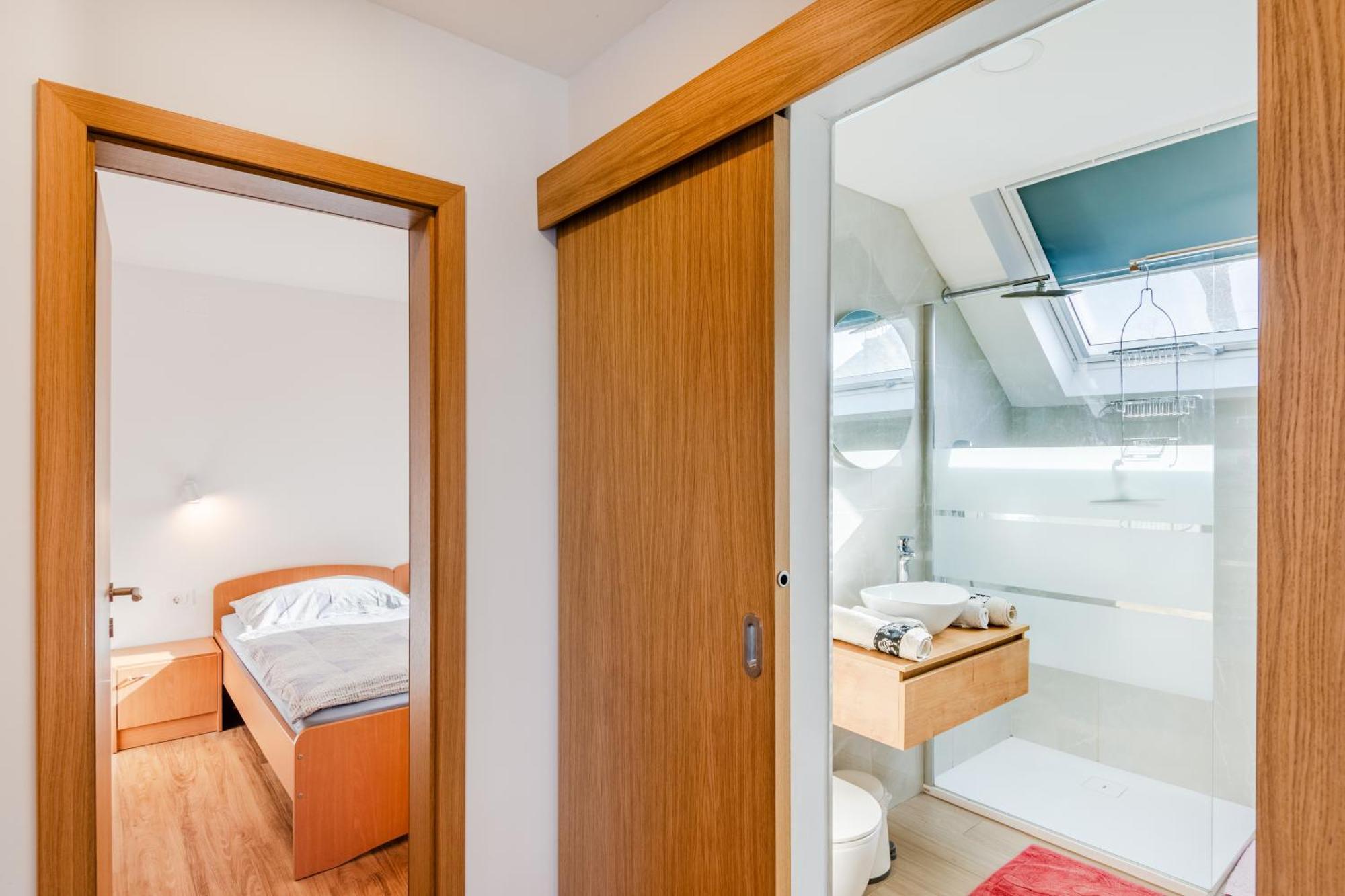 Skok With Rafting And Free Parking 3*